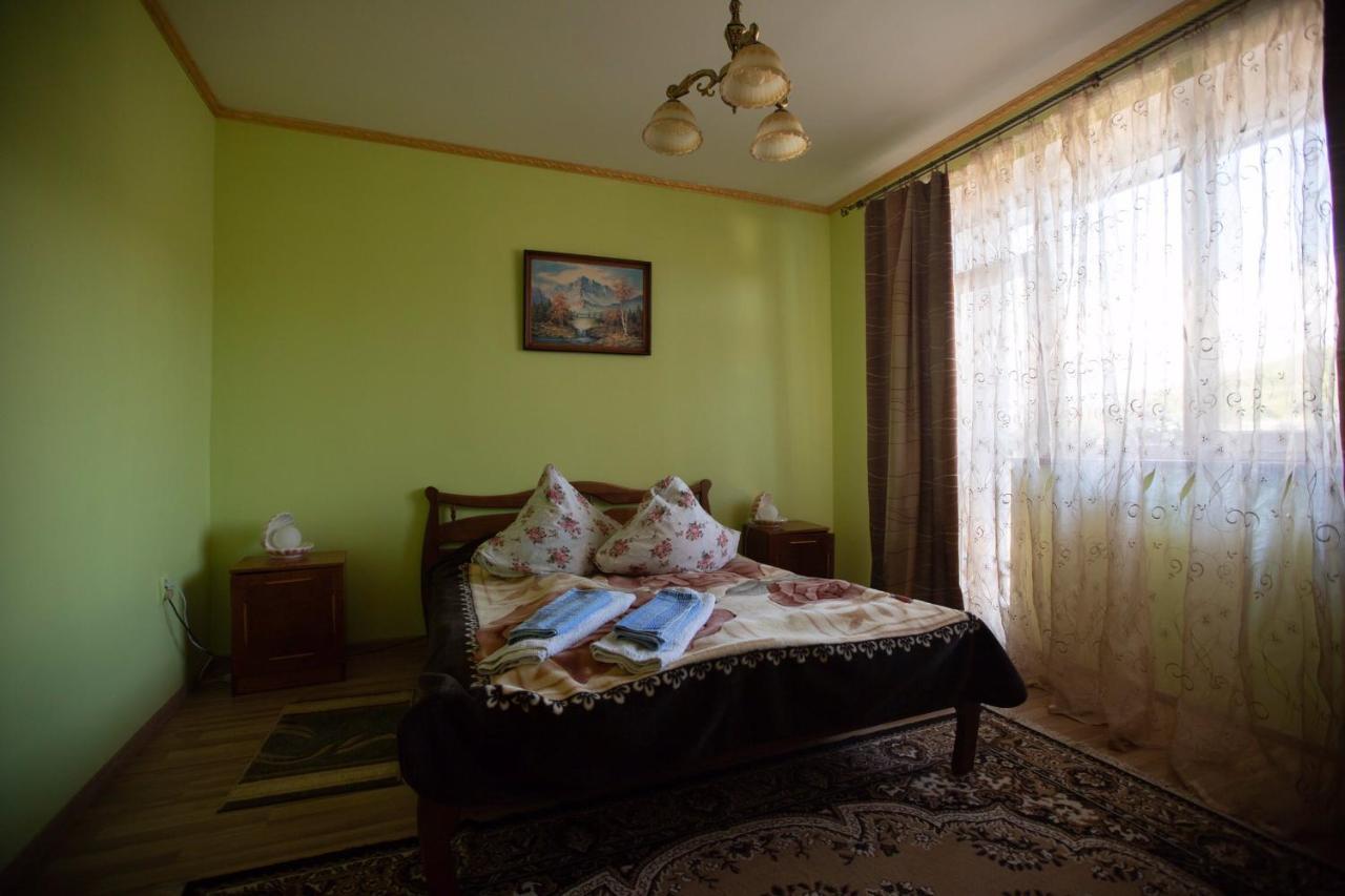 Guest House In Drachino Svalyava Exterior foto